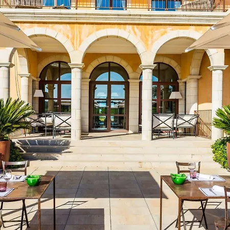 Hotel Casa Anamaria 4*