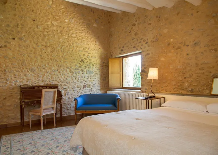 Hotel Casa Anamaria 4*