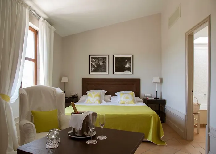Casa Anamaria Hotel 4*