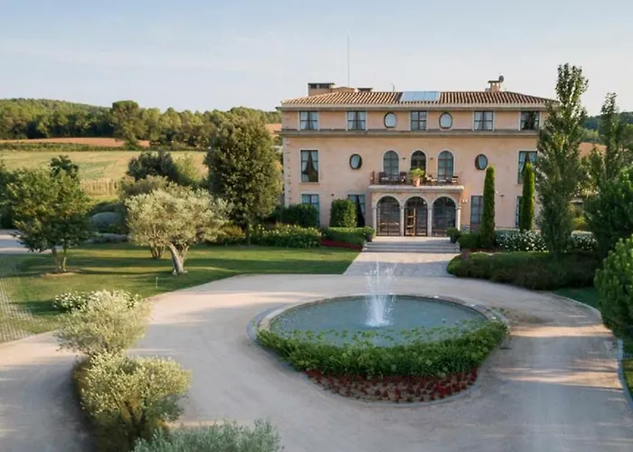 Hotel Casa Anamaria 4*